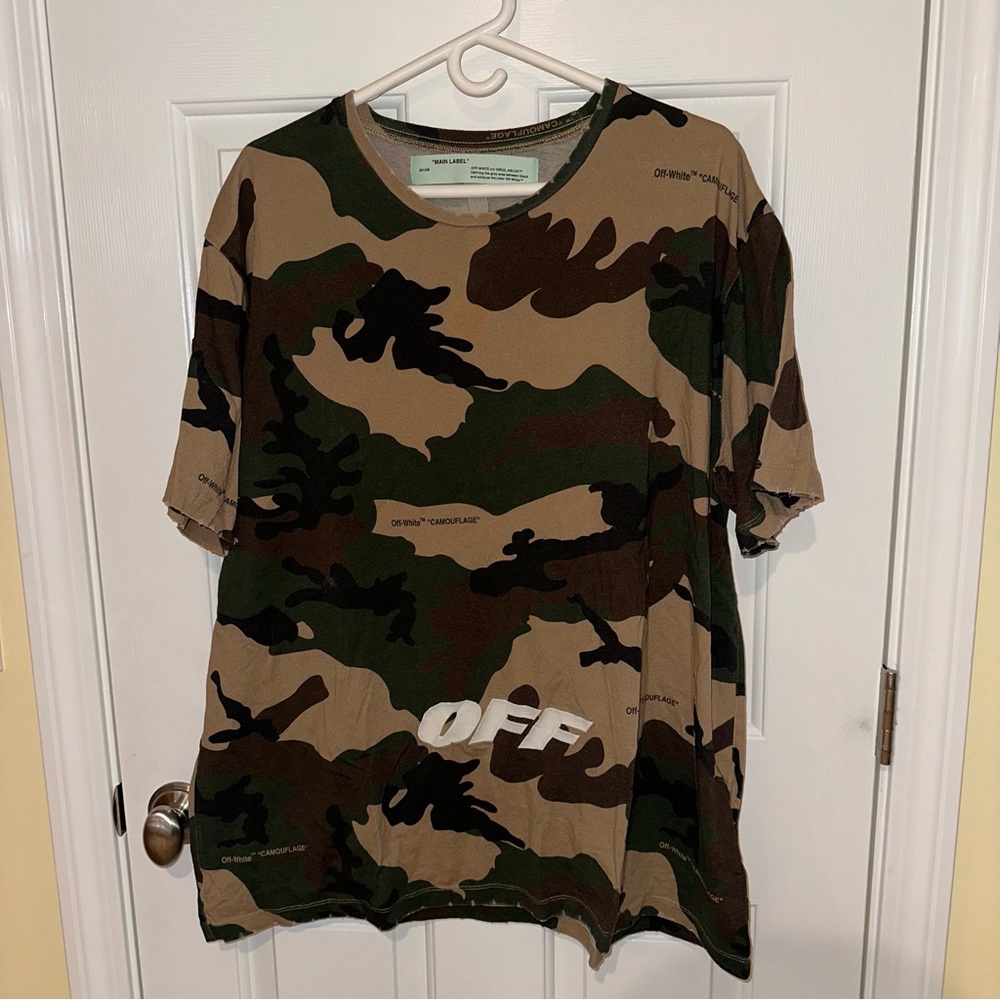 off white camouflage tee